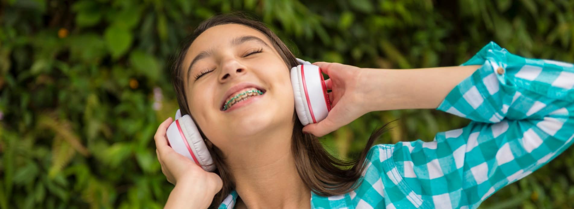 teenage girl with headphones
